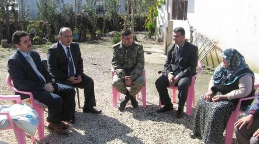 Kaymakam Tekbıyıkoğlu'ndan Şehit Ailesine Ziyaret