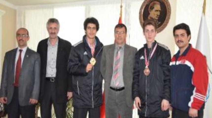 Okan Şimşek T&uuml;rkiye Şampiyonu