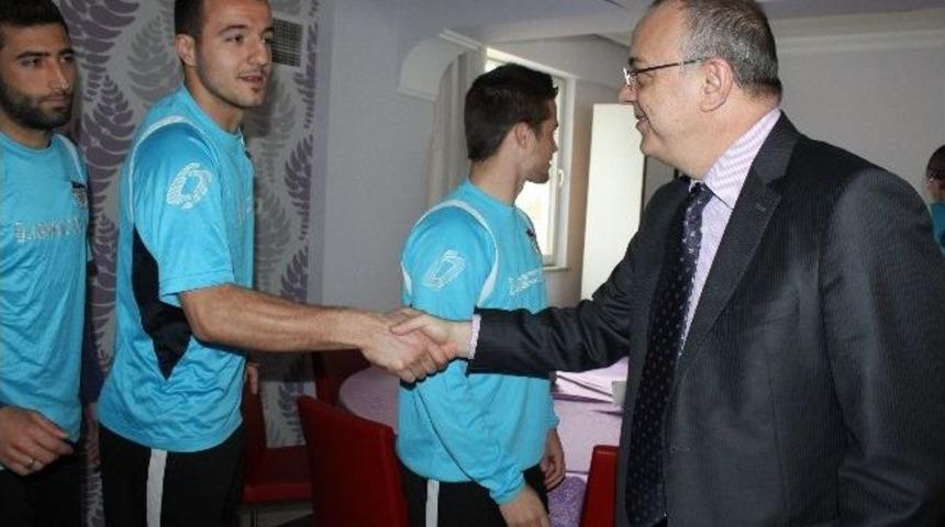 Başkan Erg&uuml;n&rsquo;den Manisaspor&rsquo;a Moral Ziyareti