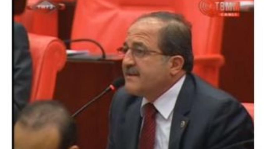 Alpay; &ldquo;Herkes inan&ccedil; &ouml;zg&uuml;rl&uuml;klerini yaşasın&rdquo;