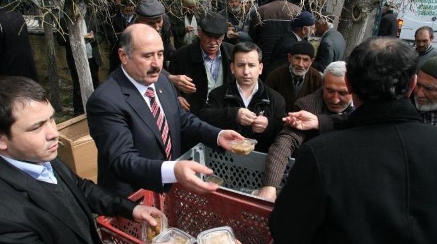 Sungurlu'da Erbakan İ&ccedil;in Mevlit Okutuldu