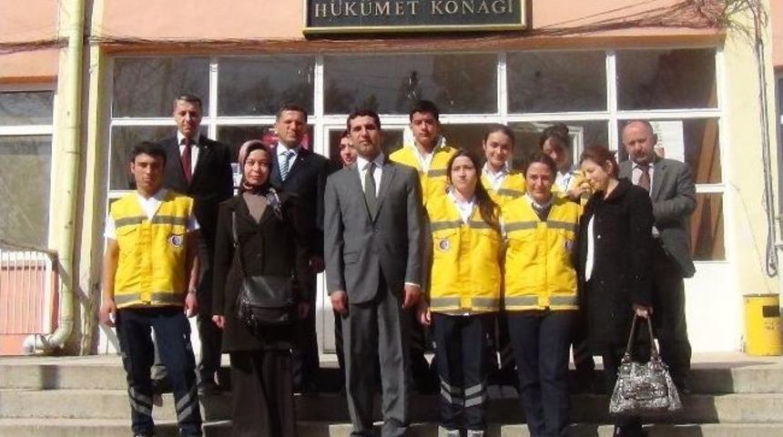 Almanya'ya Gidecek Olan &Ouml;ğrencilerden Kaymakam Kazez'e Ziyaret