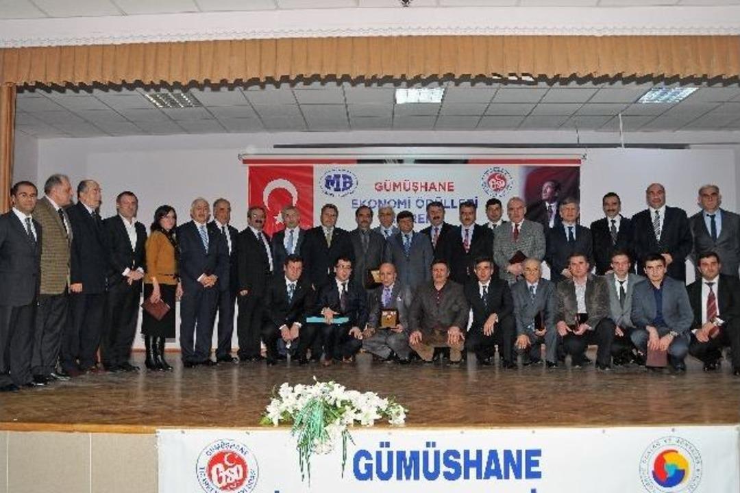G&uuml;m&uuml;şhane&rsquo;de Ekonomi &Ouml;d&uuml;lleri T&ouml;reni D&uuml;zenlendi