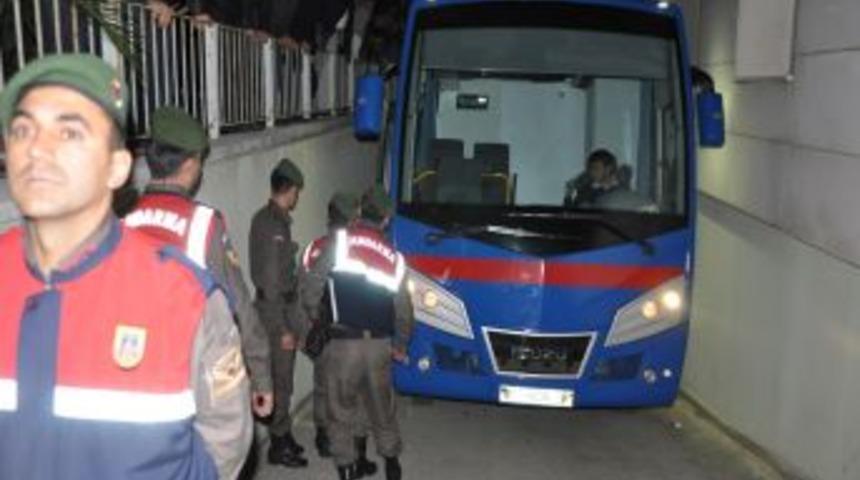 Mahmutlar Belediye Başkanı Ali &Ccedil;elik Tutuklandı