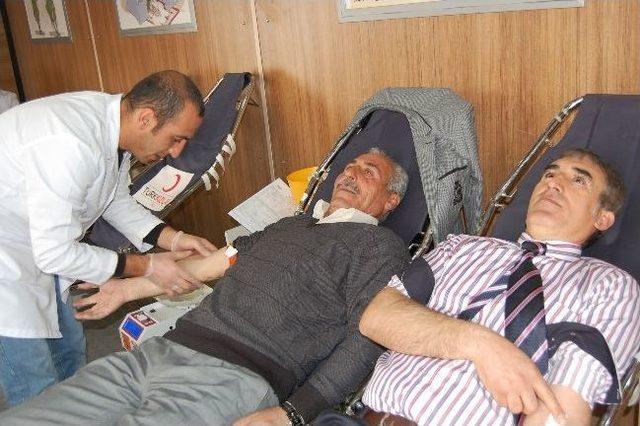 Tatvan&rsquo;da Kan Bağışı 2