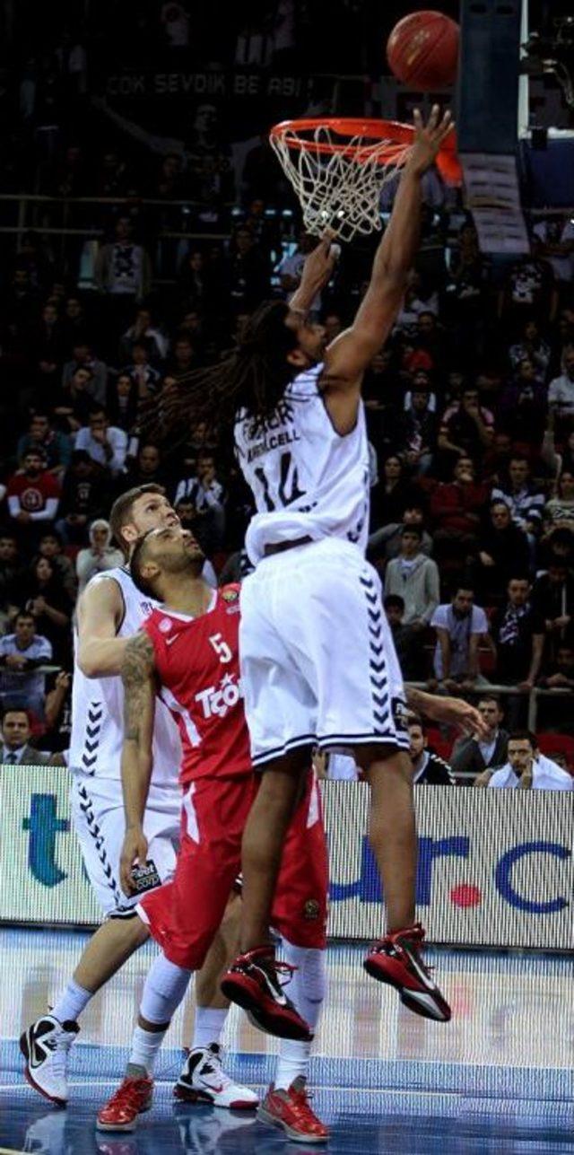 Turkish Airlines Euroleague'de Beşiktaş'ta Fenerbahçe Ülker De Üzdü