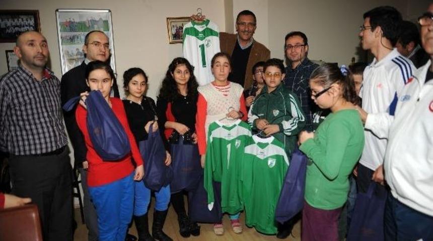 Buges&rsquo;e Dev Sponsor