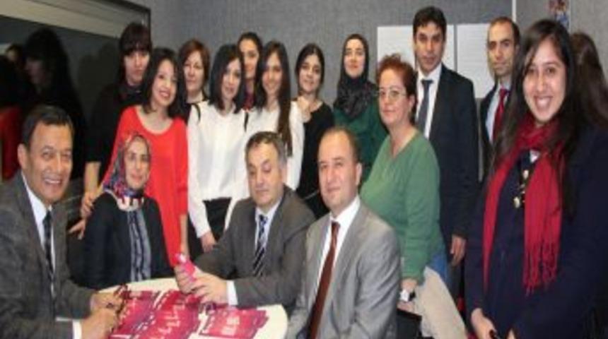 Gedizli &Ouml;ğrenciler G&ouml;rme Engelliler I&ccedil;in Sesli Kitap St&uuml;dyosu Kurdu