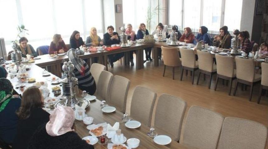 Paland&ouml;ken Kent Konseyi Kadın Meclisi 2. Olağan Genel Kurulunu Yaptı