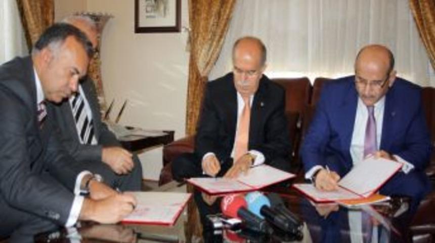 Hayırsever Işadamından Bağlarbaşı&rsquo;na Kız Meslek Lisesi