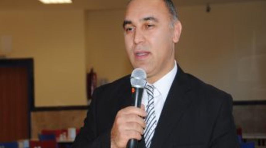 Babalarıyla Kahvaltı Yapıp Birlikte Vakit Ge&ccedil;irdiler