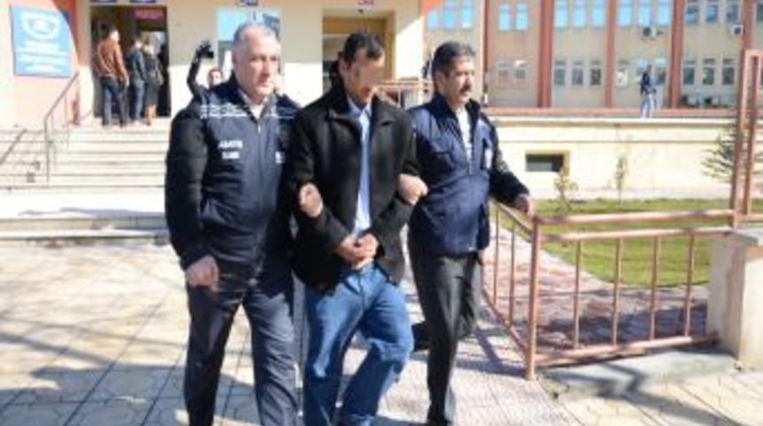 Fabrika Işçisini Mesai Arkadaşı Parası Için Öldürmüş