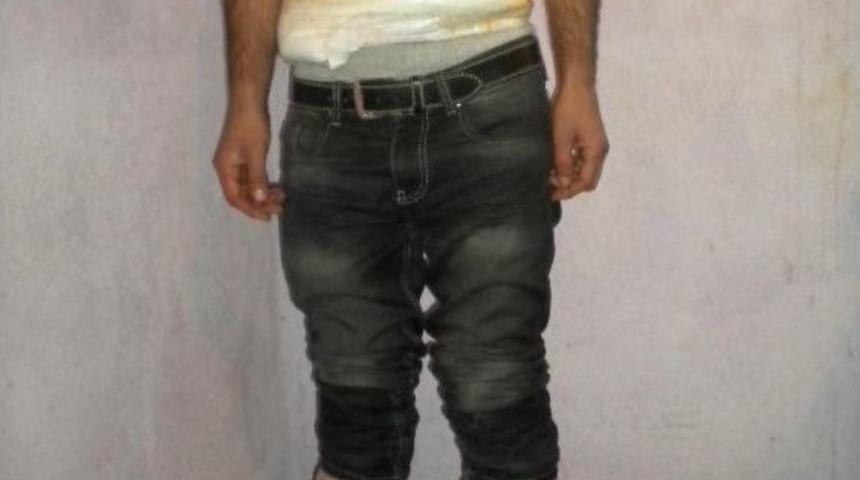 Vatandaşın V&uuml;cuduna Sarılı 3 Bin 878 Gram Eroin Maddesi Ele Ge&ccedil;irildi