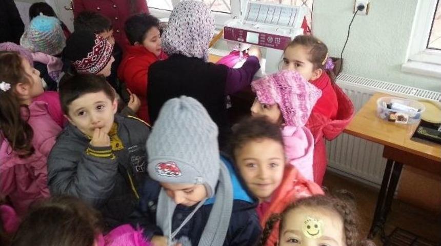 Minikler Makine Nakış Ve Kadın Giysileri Dikim Kursunu Ziyaret Etti