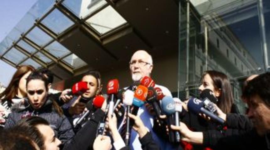 M&uuml;sl&uuml;m G&uuml;rses&rsquo;in Doktoru: Durumu Kritik