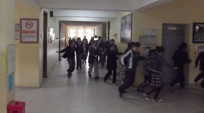 K&uuml;re &Ccedil;ok Programlı Lisesi&rsquo;nde İkaz Alarm Tatbikatı