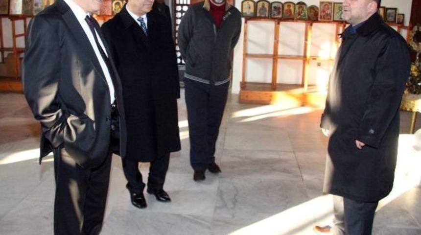 Edirne Valisi Duruer, Sveti Georgi Kilisesi'nde İncelemelerde Bulundu