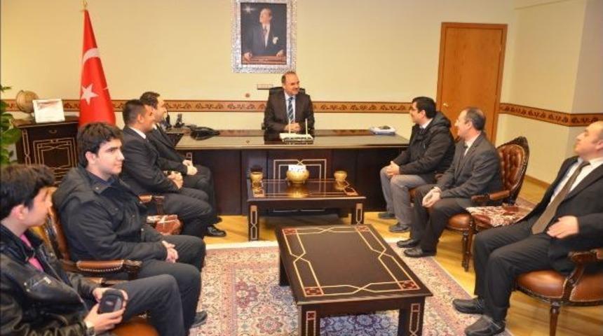 T&uuml;bitak Araştırma Projeleri Hazırlayan &Ouml;ğrenciler Vali Erol'u Ziyaret Etti