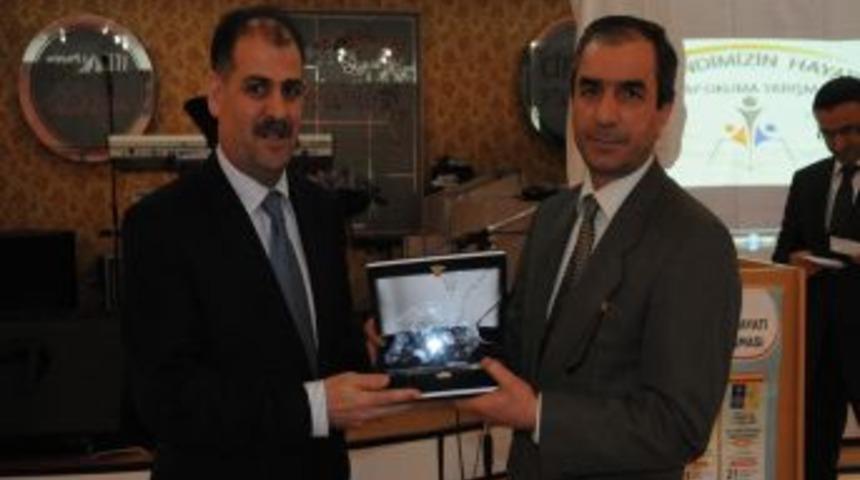 Kitap Okuma Yarışmasında Birinci Olacaklar Umreye G&ouml;t&uuml;r&uuml;lecek