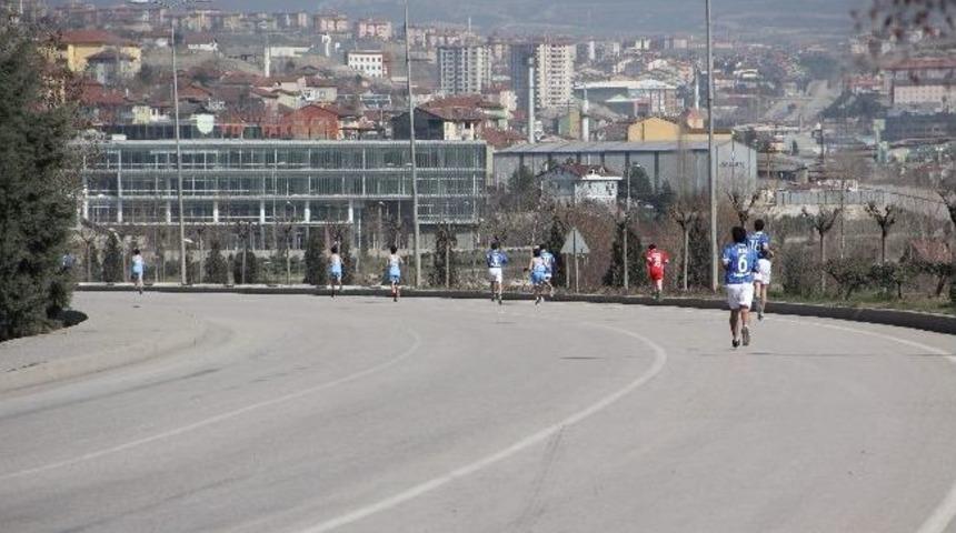 Okullar Arası Kros Koşusu Yapıldı