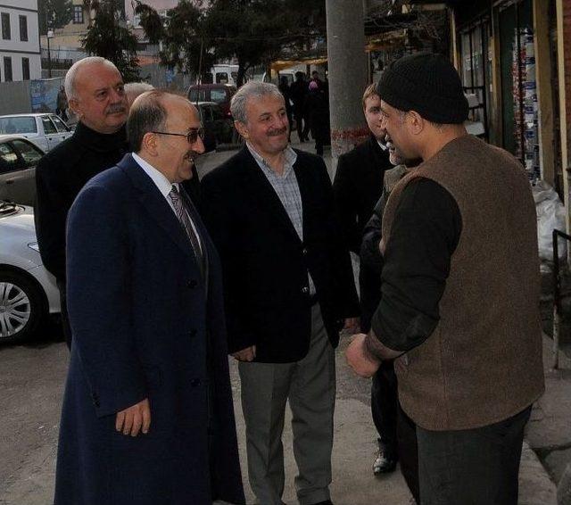 Başkan Gümrükçüoğlu Vatandaşların Sorunlarını Dinledi