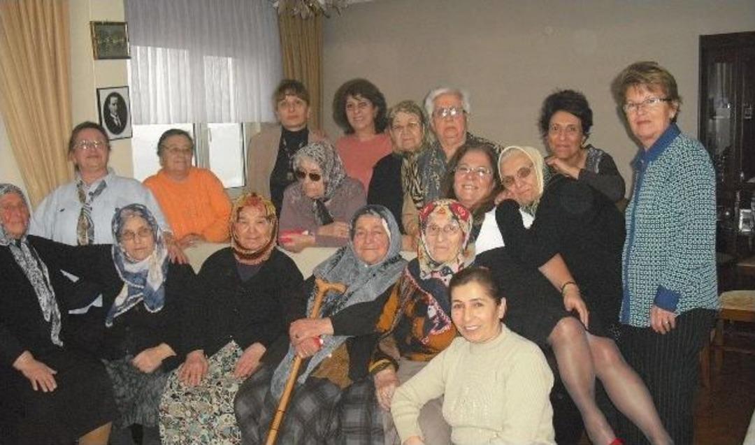 Kdz. Ereğli&rsquo;de Huzurevi Sakinlerine &ldquo;evi Koklama&rdquo; Projesi Uygulması S&uuml;r&uuml;yor