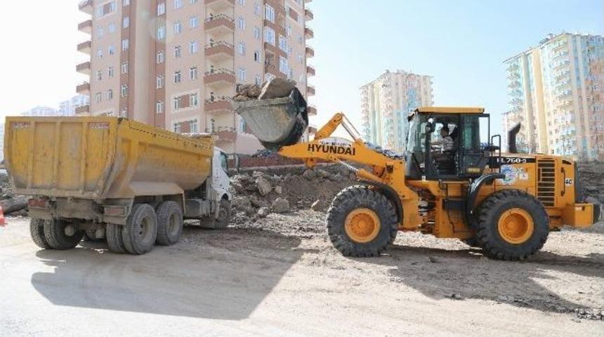 Derevenk Viyad&uuml;k&uuml;ne 30 Metrelik Yol