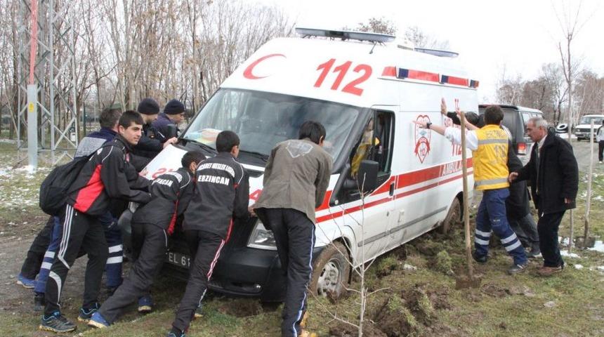 &Ccedil;amura Saplanan Ambulansı, Sporcular &Ccedil;ıkardı