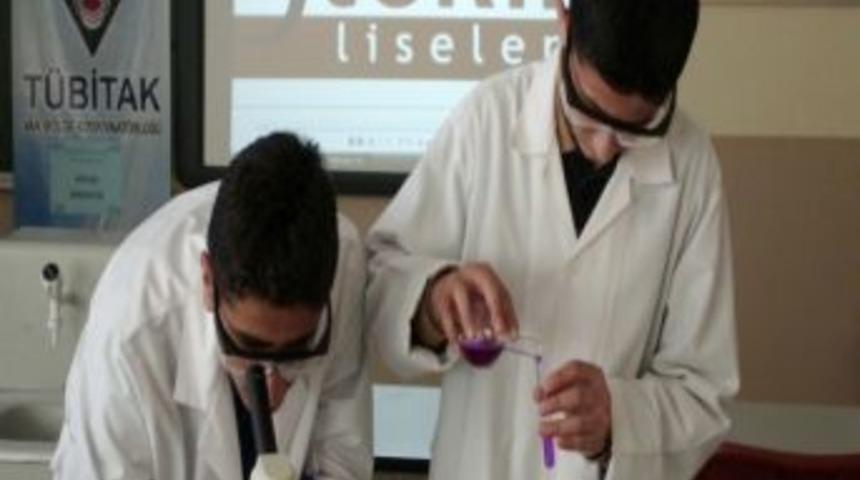 &Ouml;zel Sıddık Tekin Liseleri&rsquo;nden T&Uuml;BİTAK Proje Yarışması'nda B&uuml;y&uuml;k Başarı