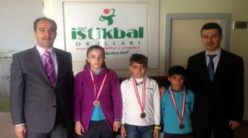 Cizre&rsquo;de İstikbal Koleji &Ouml;ğrencileri Satran&ccedil;ta Birinci Oldu