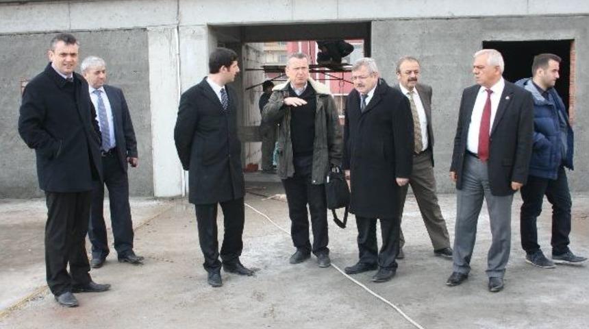 İller Bankası B&ouml;lge M&uuml;d&uuml;r&uuml; G&uuml;lşen&rsquo;i Ziyaret Etti