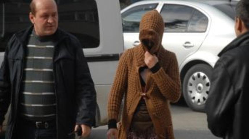 C&uuml;zdan Hırsızları Yakalandı