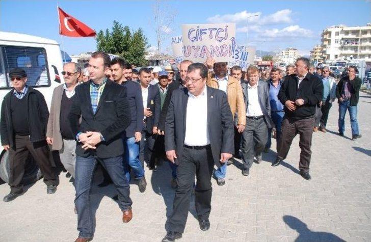 2b Eylemcileri Gazipaşa’da Yol Kapattı G1