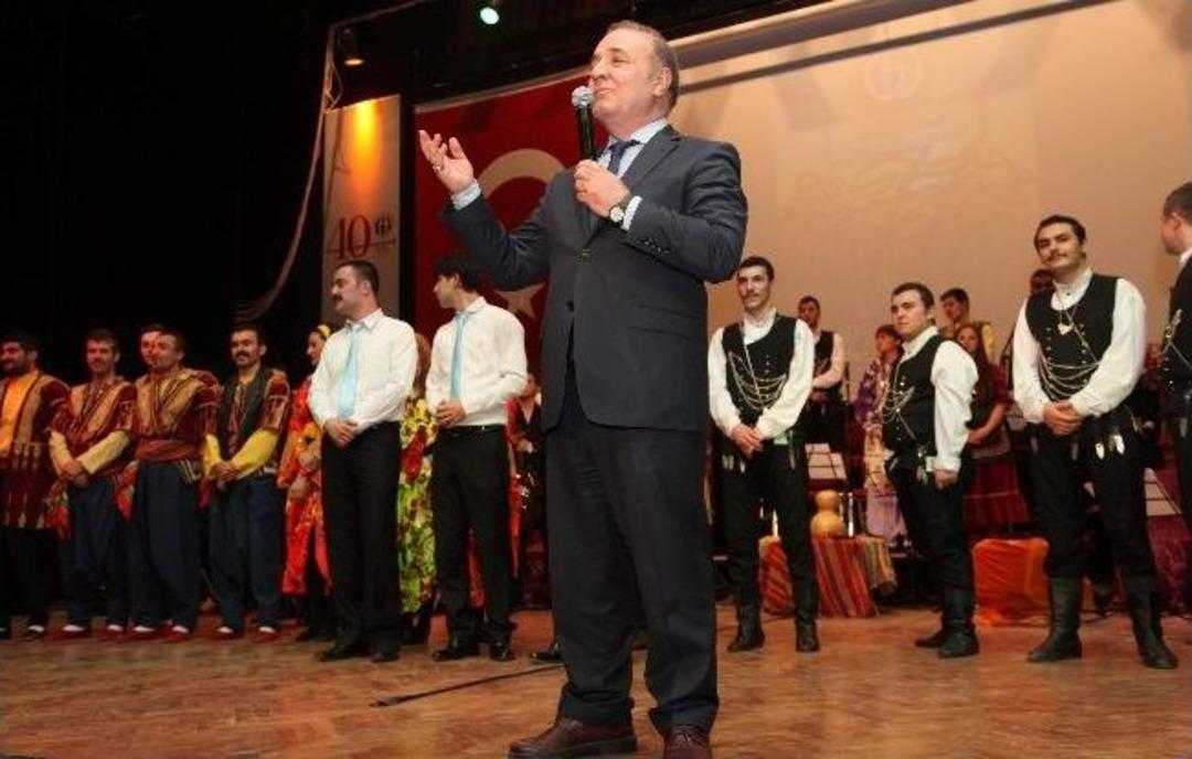 Ga&uuml;n&rsquo;de Yedi B&ouml;lge Halk M&uuml;ziği Ve Halk Oyunları Konseri