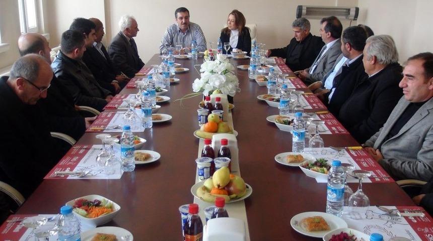 &Ccedil;alık Ile T&uuml;fenk&ccedil;i, Hatunsuyu'nda Vatandaşlarla Buluştu