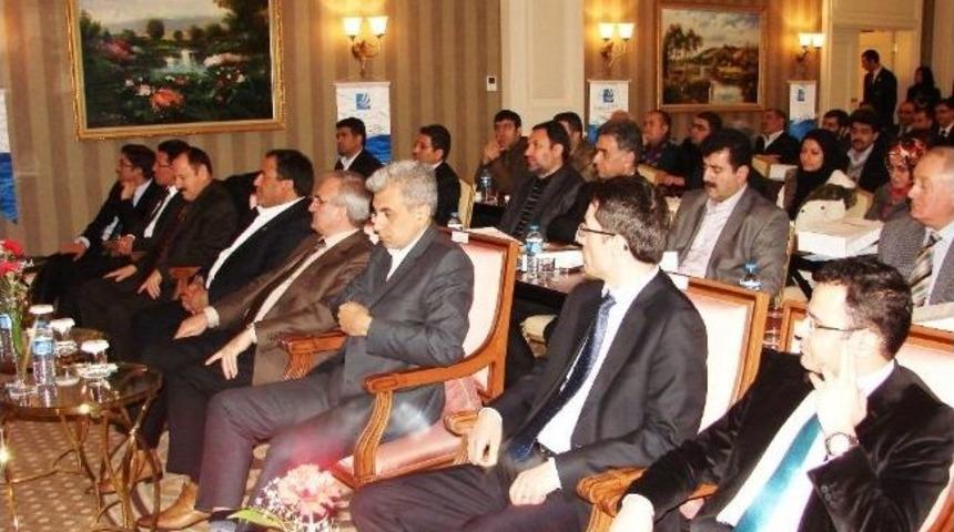 ‘urumiye Ve Tebriz Van İle Buluşuyor’ Konulu Toplantı