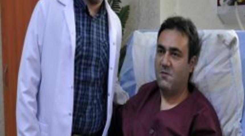 Doktor&rsquo;un Safra Kesesinden 200 Gramlık Taş &Ccedil;ıktı