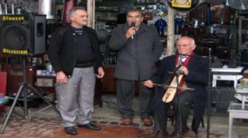 S&uuml;rmeneli Sobacı, Şiirlerini Kitapta Topladı