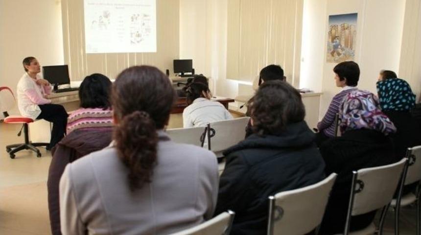 Engellilere &ldquo;toplumsal Cinsiyet Eşitliği&rdquo; Eğitimi