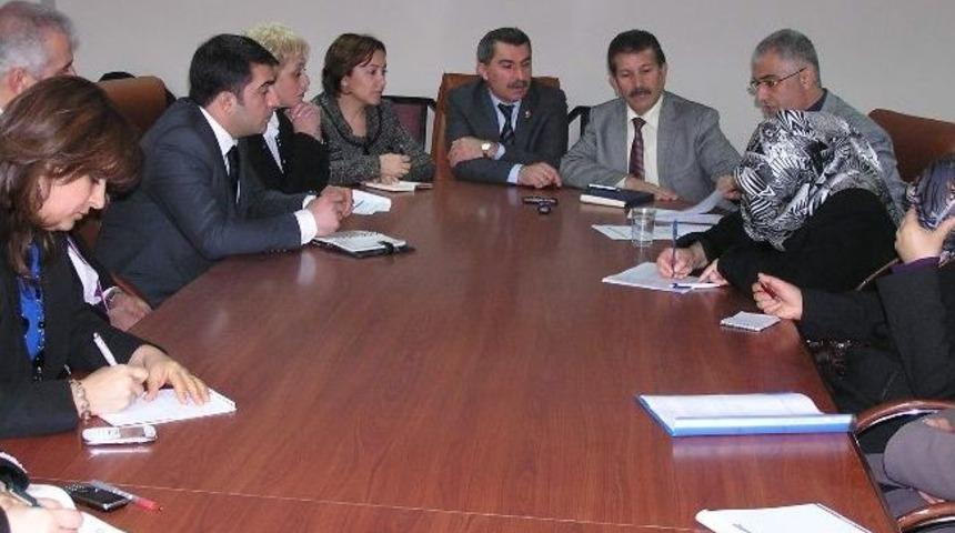 Malatya&rsquo;da Kadınların Sorunları Masaya Yatırıldı