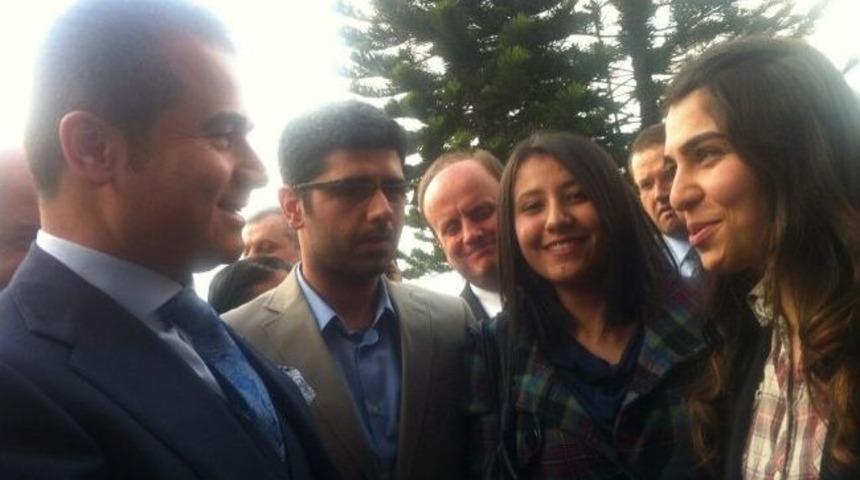 Bakan Kılı&ccedil;, Sosyal Medyadaki Takip&ccedil;ilerini Yurt İ&ccedil;indeki Gezilerine G&ouml;t&uuml;r&uuml;yor