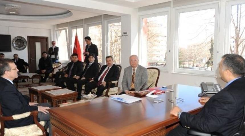 Muhasebeciler Valilikte