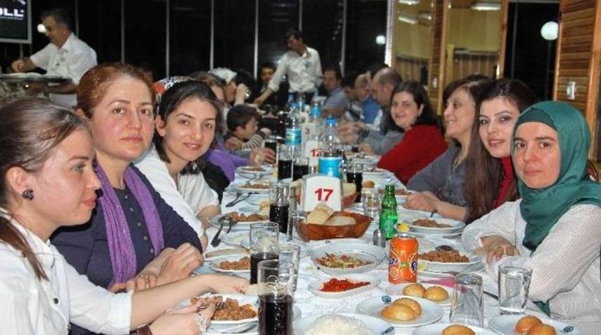 &Ouml;ğretmenlere Veda Yemeği