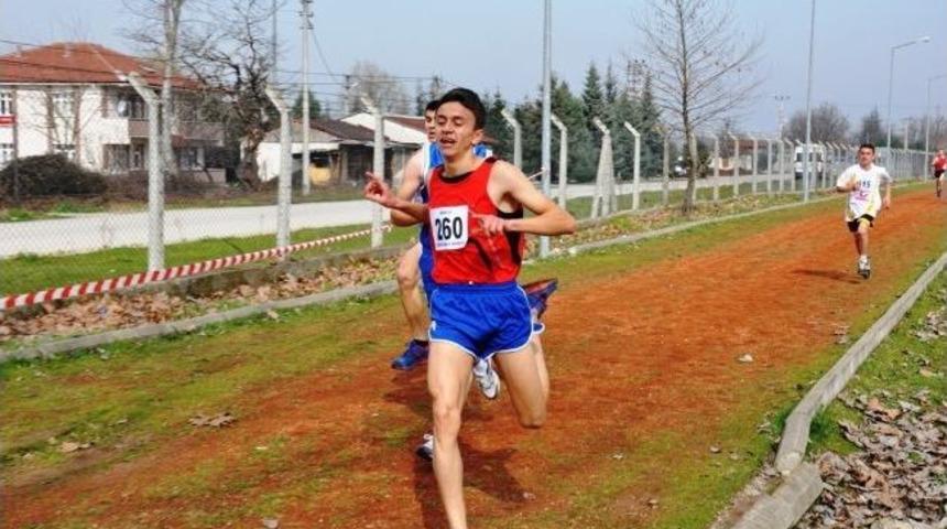 D&uuml;zce&rsquo;de Kros&rsquo;ta Grup Temsilcileri Belli Oldu