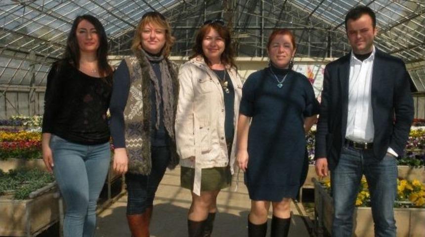 &Ccedil;i&ccedil;ek &Uuml;reticisi Ege Plantek, &Uuml;r&uuml;nlerini Tanıttı