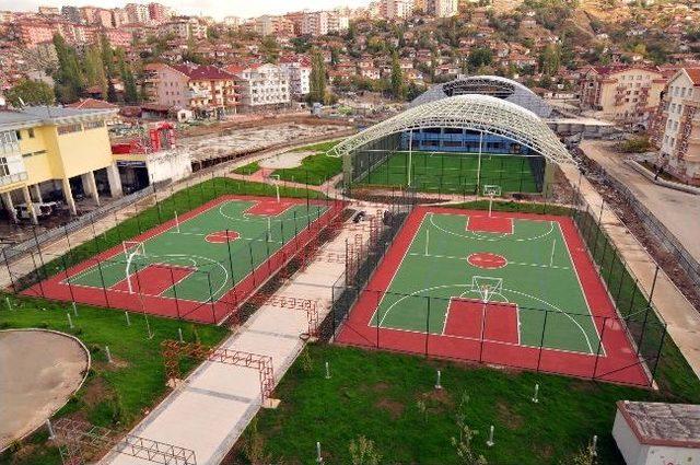 Mamak'ta Dev Projeler Hizmet İçin Gün Sayıyor