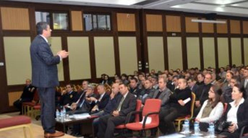 Emniyet Personeline &lsquo;etkili Iletişim&rsquo; Konferansı