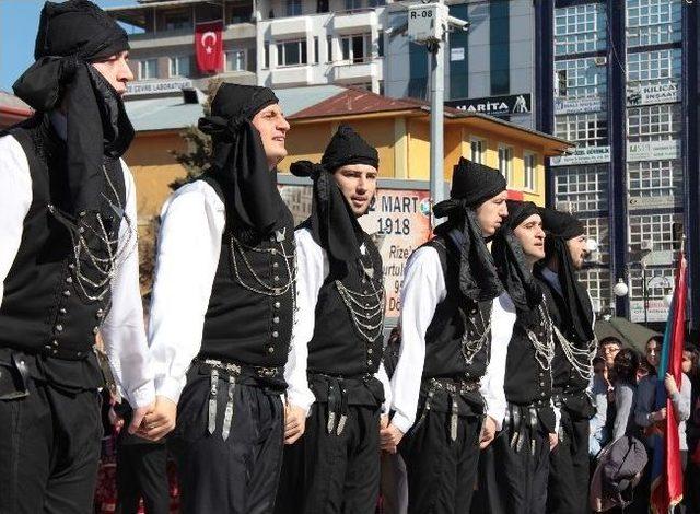 Rize Nin Düşman İşgalinden Kurtuluşunun 95. Yıl Dönümü Coşkuyla Kutlandı