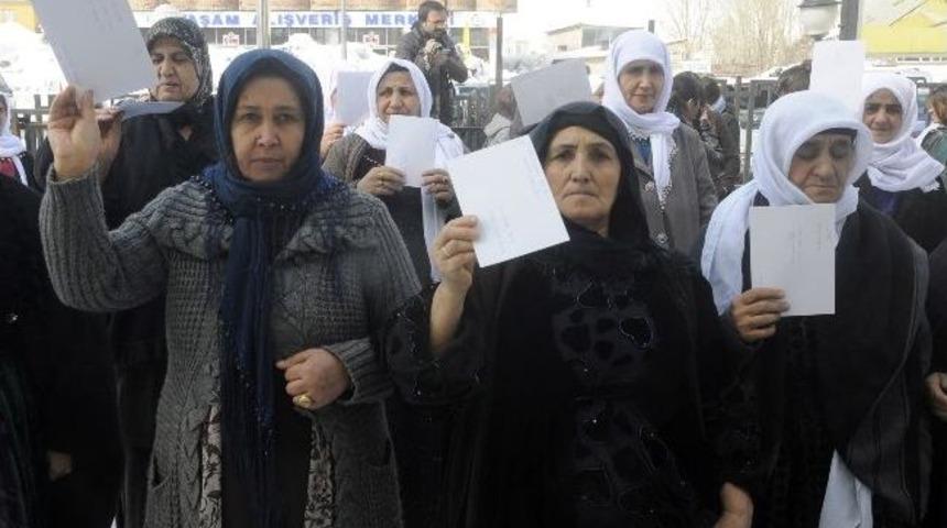 Y&uuml;ksekova&rsquo;da Tutuklu Kadınlara Kart