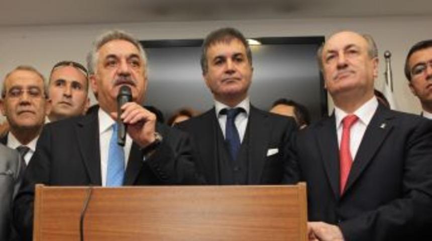 Bakan &Ccedil;elik: Birilerinin Arasındaki Konuşmalar H&uuml;k&uuml;metin Pazarlık Belgesi Olamaz